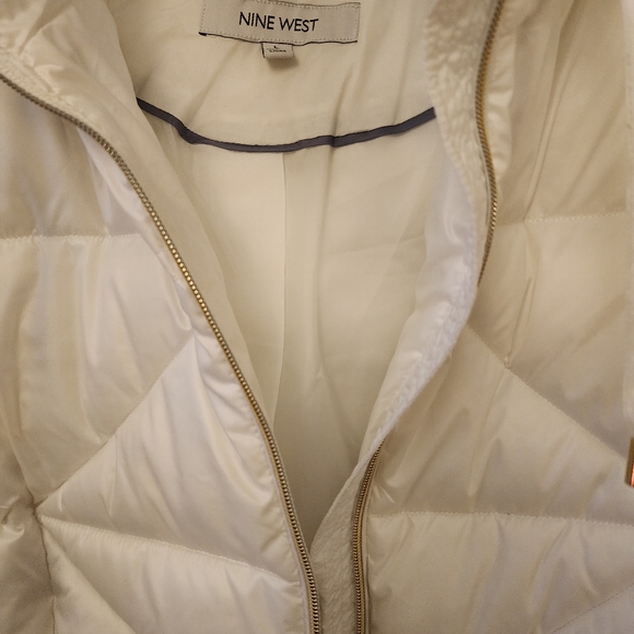 NINE WEST PUFFER COAT - Picture 6 of 8